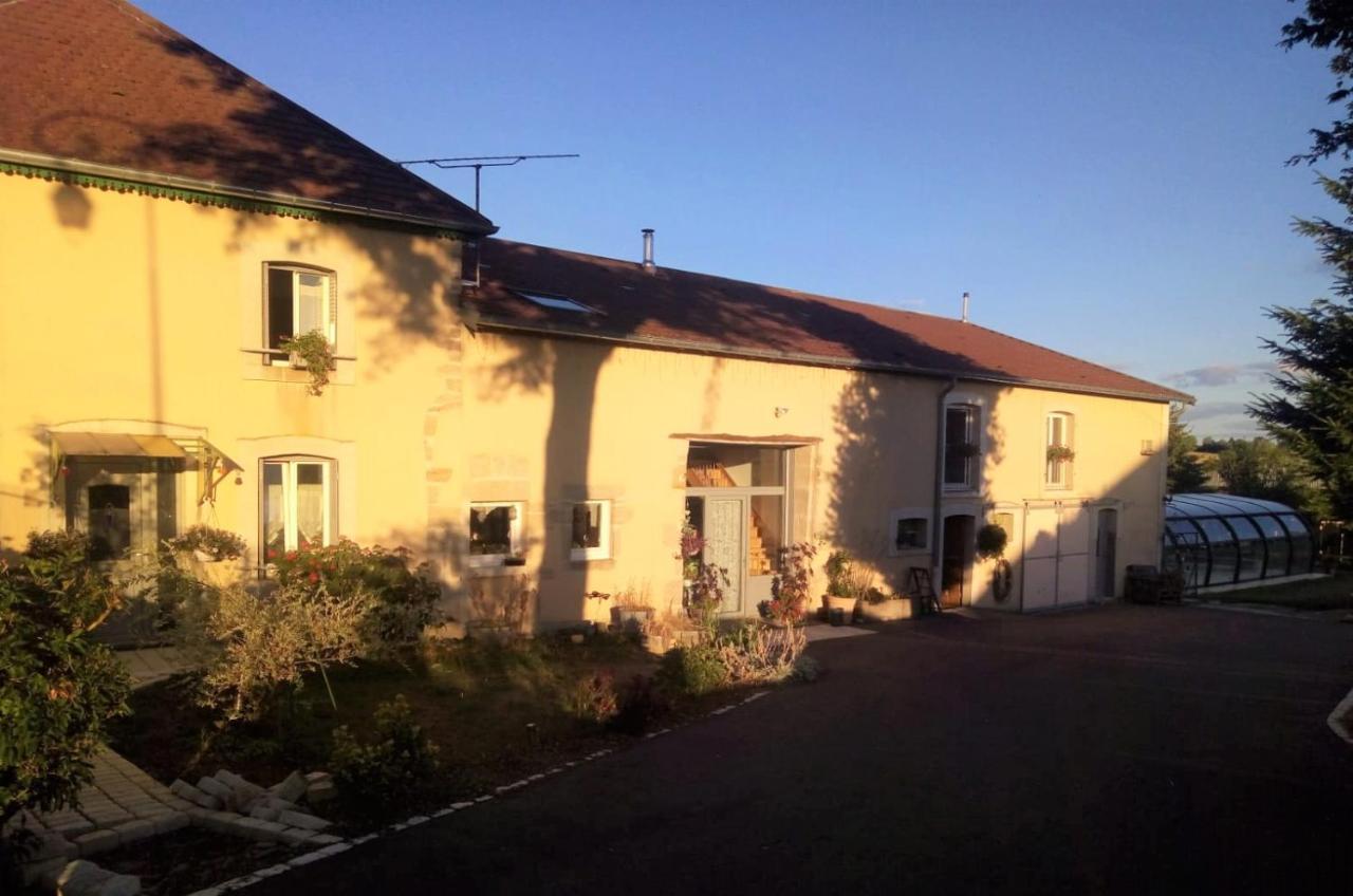 Les Gremilles Bed & Breakfast Bassoncourt Exterior photo
